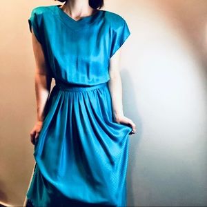 80s Vintage silk Maggy London secretary dress